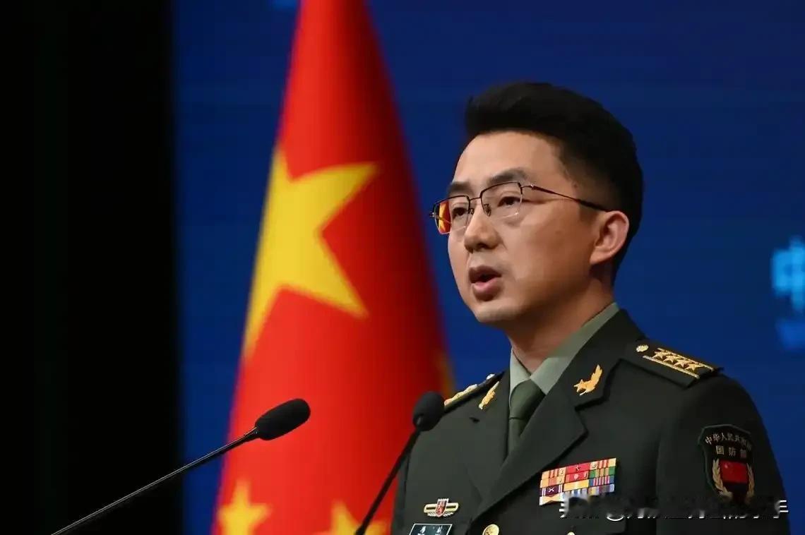 就在刚刚，中国国防部正式宣布，9月4日，中国国防部正式宣布：解放军陆军将派兵