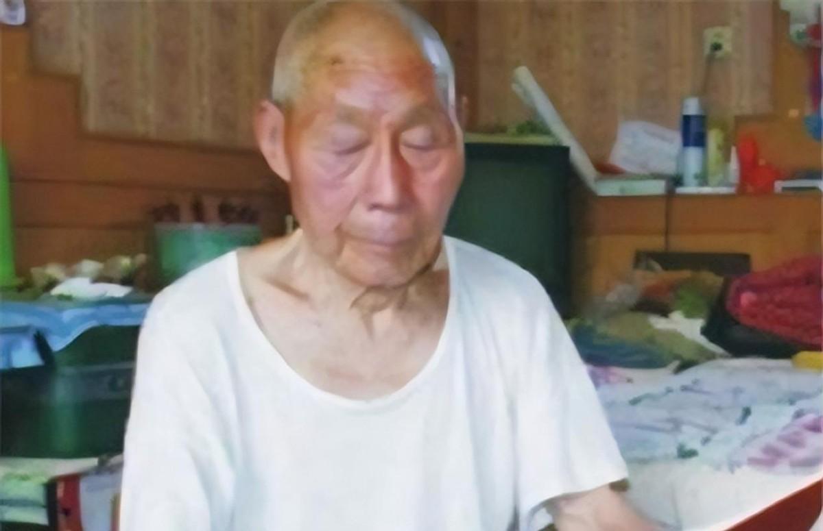 1949年10月，在金门战役中，28军82师251团全军覆没，全军9000余人不