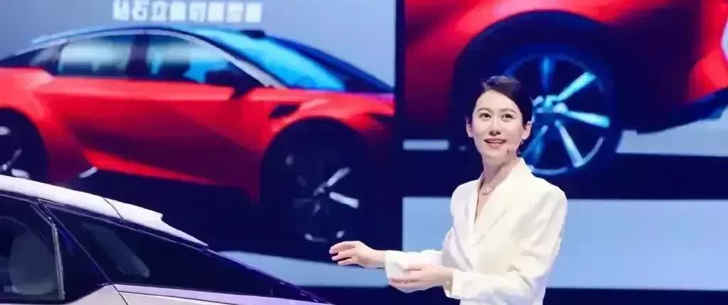 这就是现实！全体国人都以为比亚迪元PLUS、吉利银河L7，还有长安深蓝S7才是1