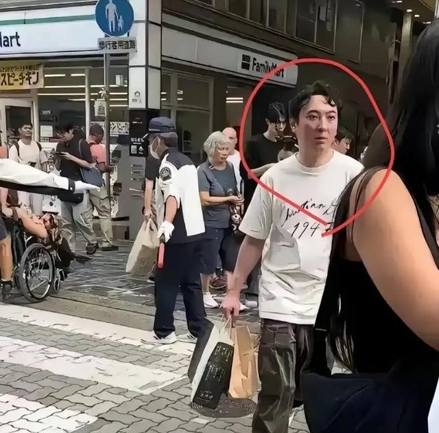 王思聪大概率不会再回国了，不是因为他欠了20亿，也不是王健林卖掉了48座万达，而