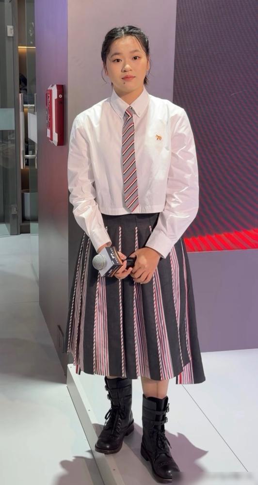 你敢信？全红婵单个代言费，比中国跳水梦之队一年赞助还多！这是她职业生涯首个