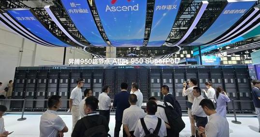 华为的徐直军总算把那层窗户纸捅破了——10月初，华为轮值董事长在全联接大会后受访