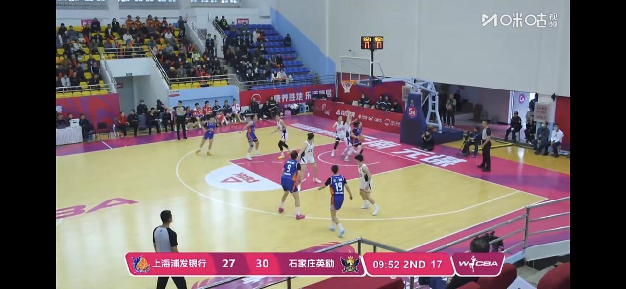 江苏女篮差点被新疆女篮替补压制！上海女篮则被河北女篮压制半场才逆转取胜！下