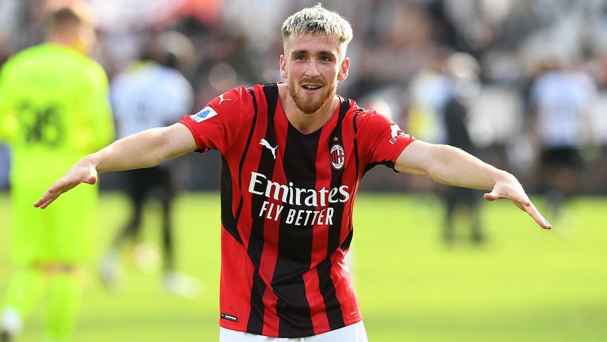 米兰又平了，阿莱格里要付主要责任，换人有问题，菲尔克鲁格不该换下，该换下普利西奇