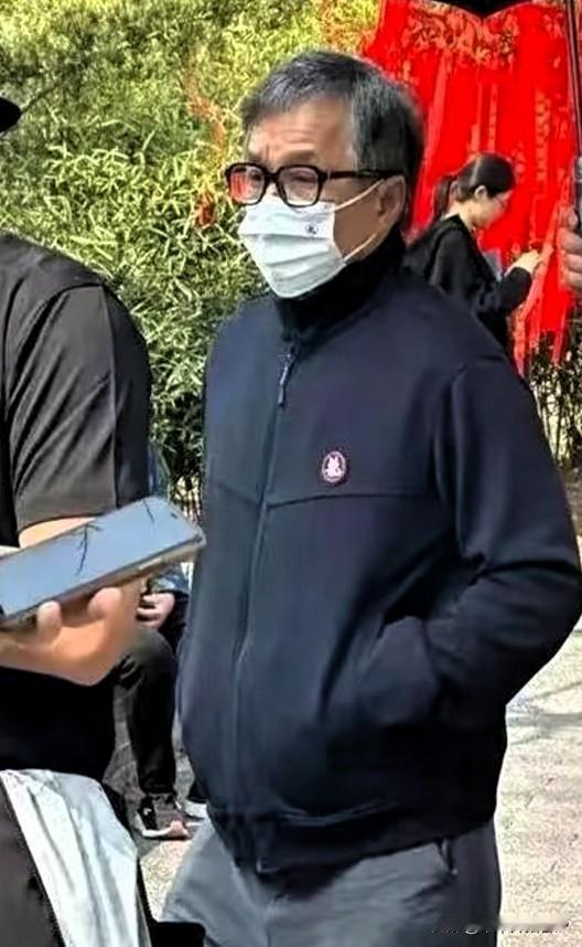 71岁成龙聊起儿女的现状，真的让人破防！儿子房祖名和女儿吴卓林是自己这辈子最深的