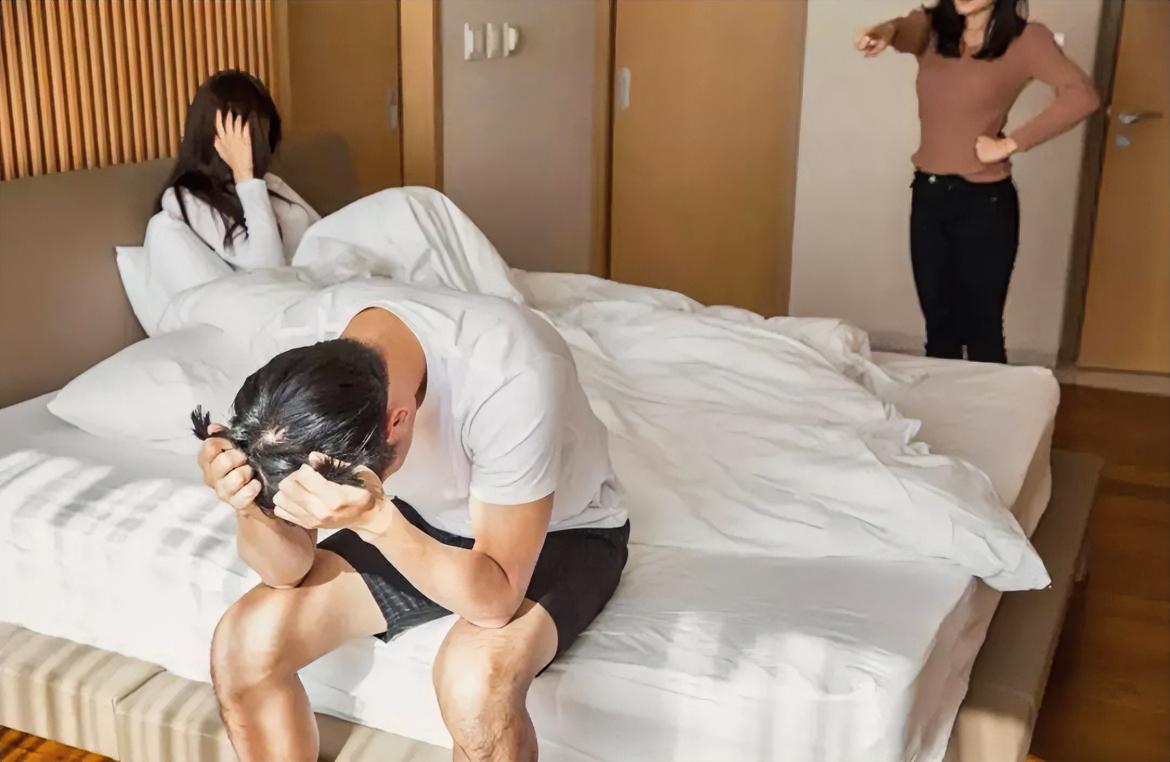 面对对老公出轨，聪明女人千万不要做这件事，跟你们说两个我们客户的真实案例：第