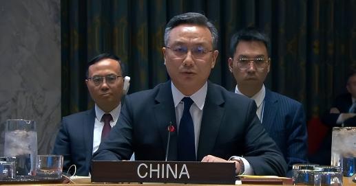 大快人心！安理会全票通过重磅决议，中方强硬表态：谁敢再伤害维和人员，绝不放过。6