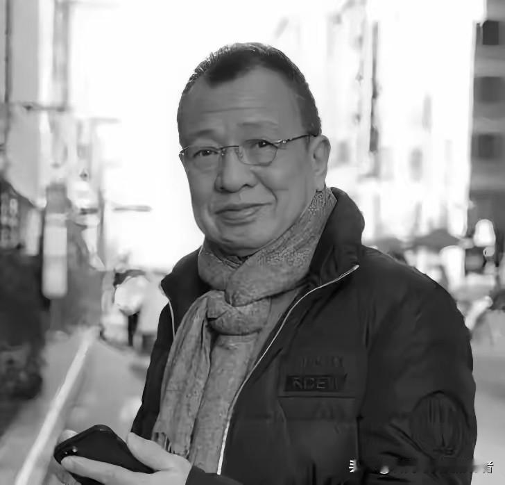 许绍雄病逝三大关键关注：港剧绿叶凋零，名门风骨永存1. 关注点一：港剧“金