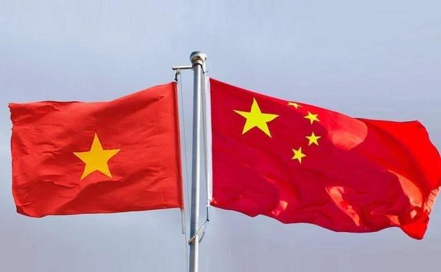 越南用最残忍的现实，给中国狠狠上了一课：当年勒紧裤腰带帮过的“同志加兄弟“，几十