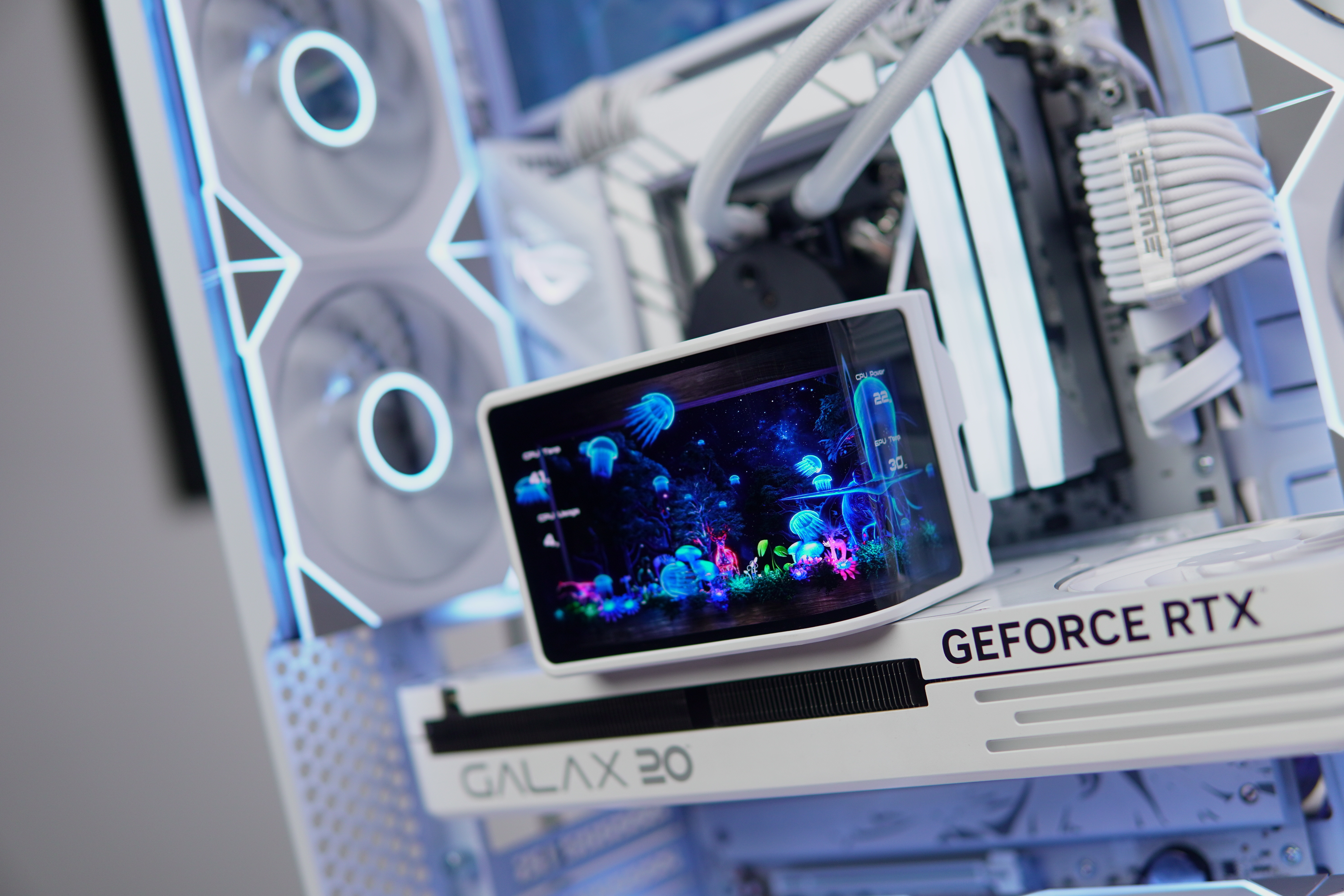 瓦尔基里N360曲面水冷，千元内的性价比选手，观感也是惊艳十足