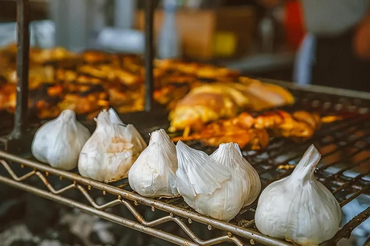 美国怕中国大蒜？真相远比想象残酷！底层民众求生竟靠鱼药你敢相信吗？美国曾炒作