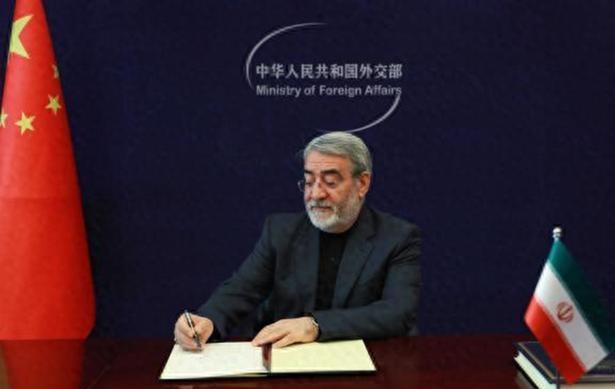 6月22日，伊朗签署了由中国牵头的《国际调解院公约》，预示着伊朗在战后会全面加强