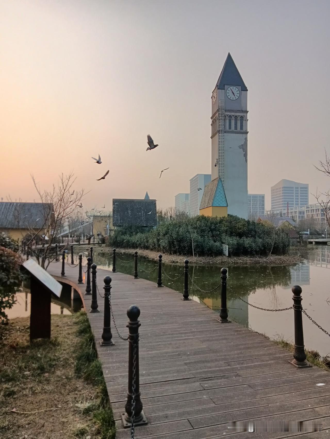 西安地铁15号线在人们的期待中于12月29日星期一上午“盛大启航”了！紧接着下午