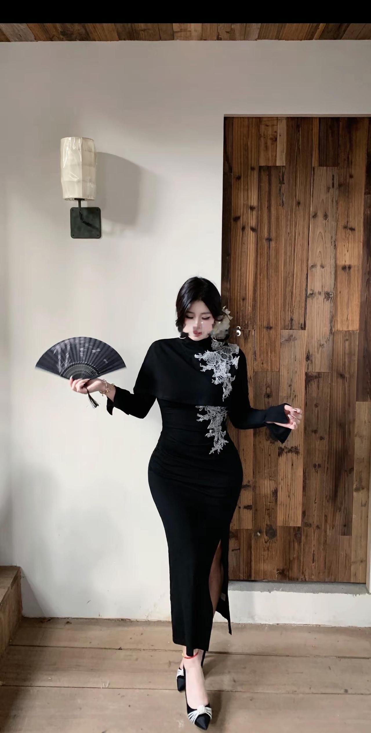 活着的花有一万种开法祝你方寸不乱。微胖模特