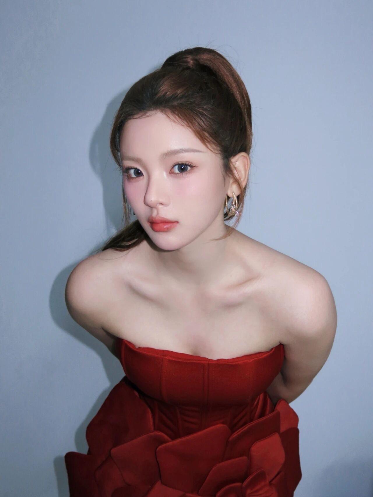 杨超越