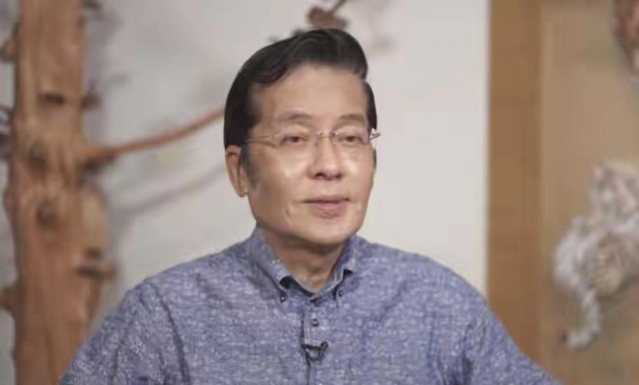 张荣恭真敢说，张荣恭作为国民党的副主席在两岸的表述上是最接近大陆的统一的。张