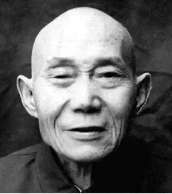 1940年5月，地下党吴凤翔叛变，当场杀了一共产党卧底，日军满心欢喜带他聚餐，结
