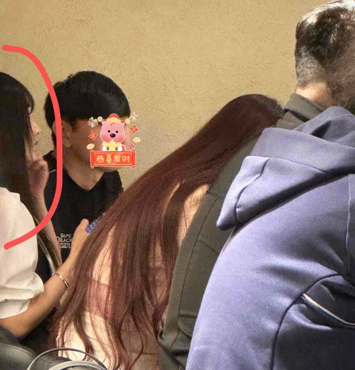 现在全网最烦恼的就是林俊杰了吧40多岁谈个恋爱，真爱粉居然集体跑路不深扒不知