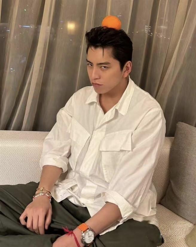 我原本还以为王大陆是因为早年逃兵役的旧案被追责，结果一查才知道，竟是2026年4