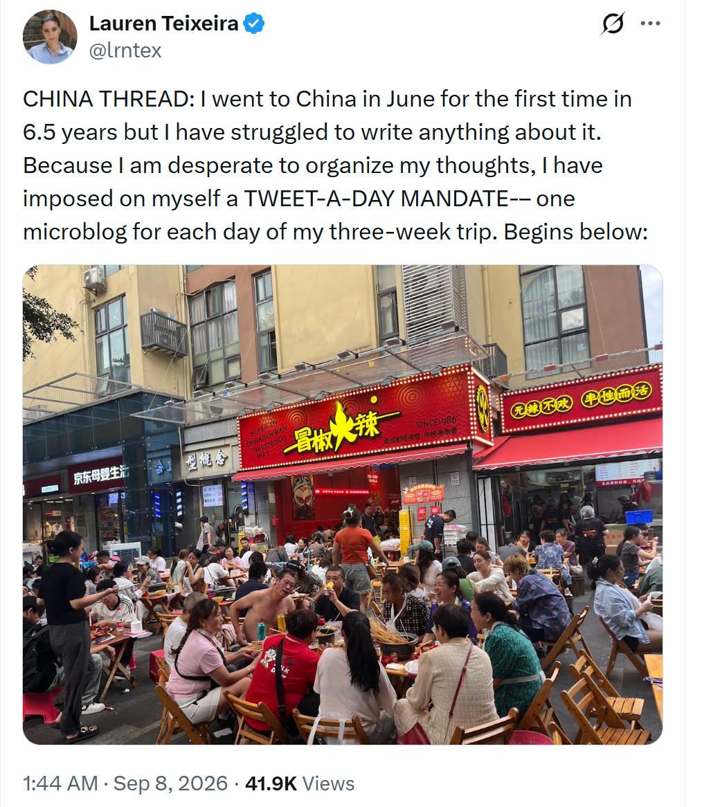 在中国旅游的美国女网友劳伦特谢拉发帖说：　　时隔六年半，我在六月重返中国。　