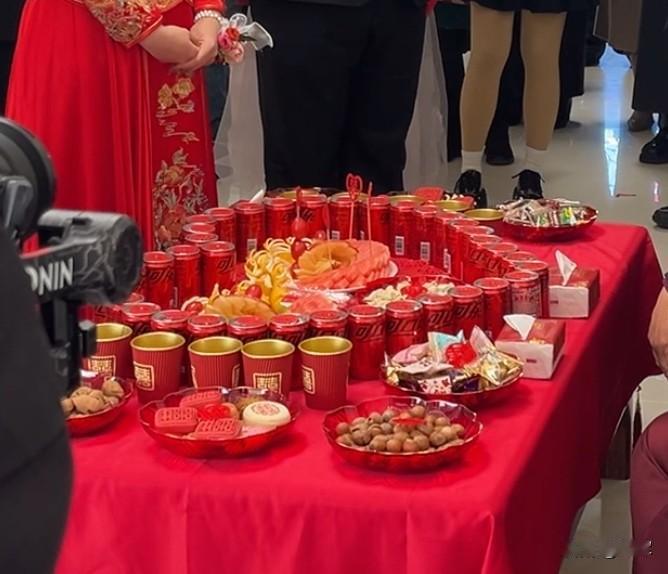 就这么说吧！你就观察，男方条件越好，父母都有工作，孩子也有好工作，没有负担，女方