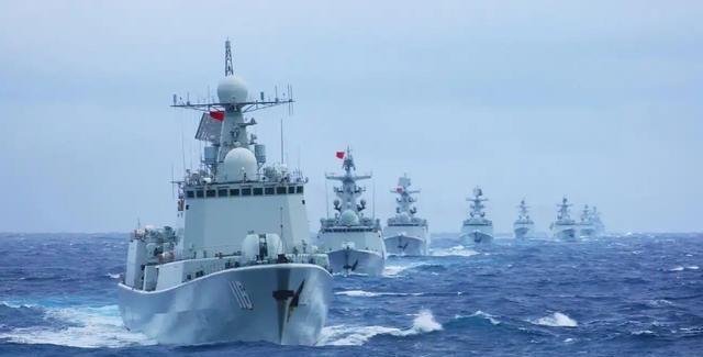 为什么明明是一个战败国还敢挑战二战的胜利成果？为什么马克龙在中国风光的转了一圈，