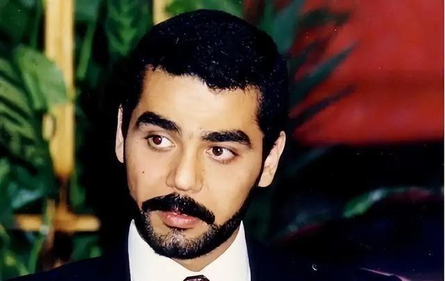 萨达姆的儿子乌代，在逃亡的时候为了保密行踪，竟然连续杀死了自己的17名保镖，美国