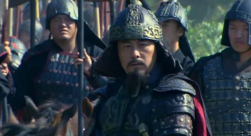 950年，大将军郭威发动兵变，带刀闯进李太后寝宫，太后颤抖求饶：“皇位尽可拿去，