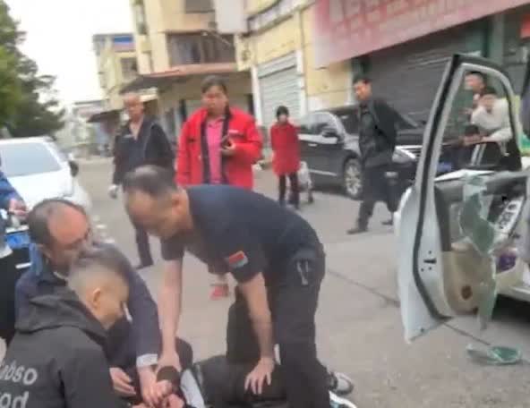 属实见多识广了，老人居然也要提防“仙人跳”！近日，湖南株洲多名老人报警称
