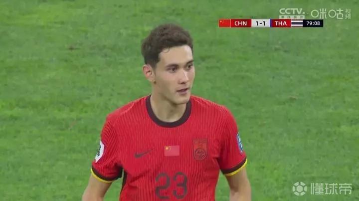 为什么国家队主教练都很需要拜合拉木是有道理的这次在澳大利亚举行的国际足联组织