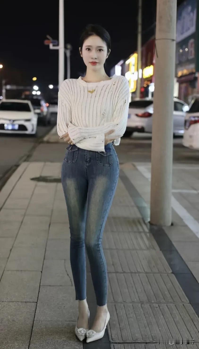 每一个漂亮的女人，都有一条属于自己的牛仔裤