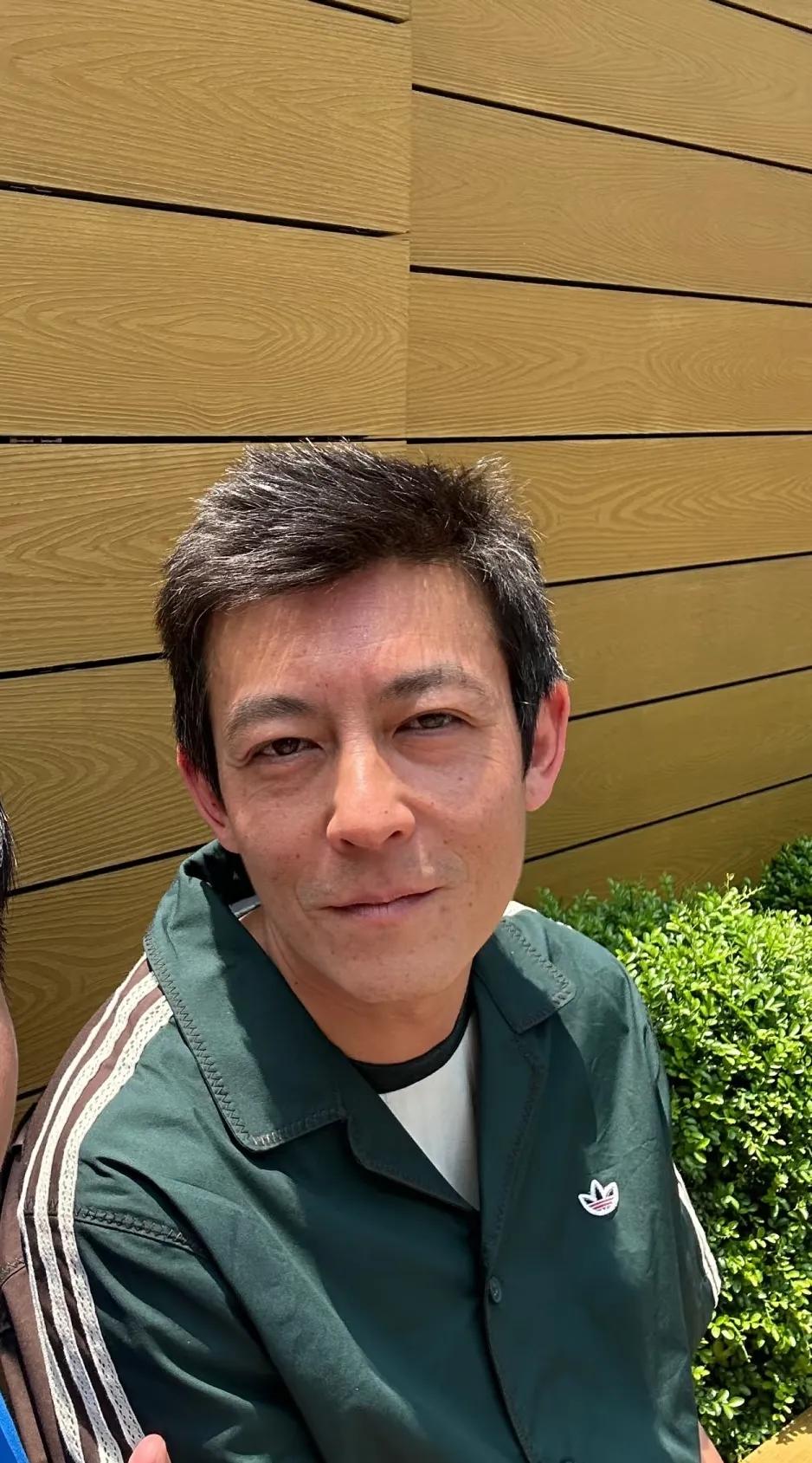 陈冠希现在变成这副模样了，岁月不饶人啊！我跟我妈说：这个人年轻的时候特别帅气