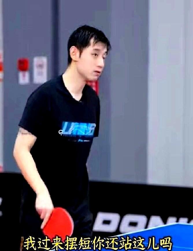 王曼昱赢孙颖莎，靠的真不是蛮力。以前大家都知道王曼昱反手拧拉猛，进攻直接，但