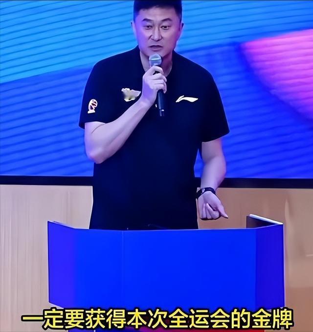 广东“三张”被淘汰，杜锋志在夺冠，在于全运会各方面条件足够好全运会男篮成年队