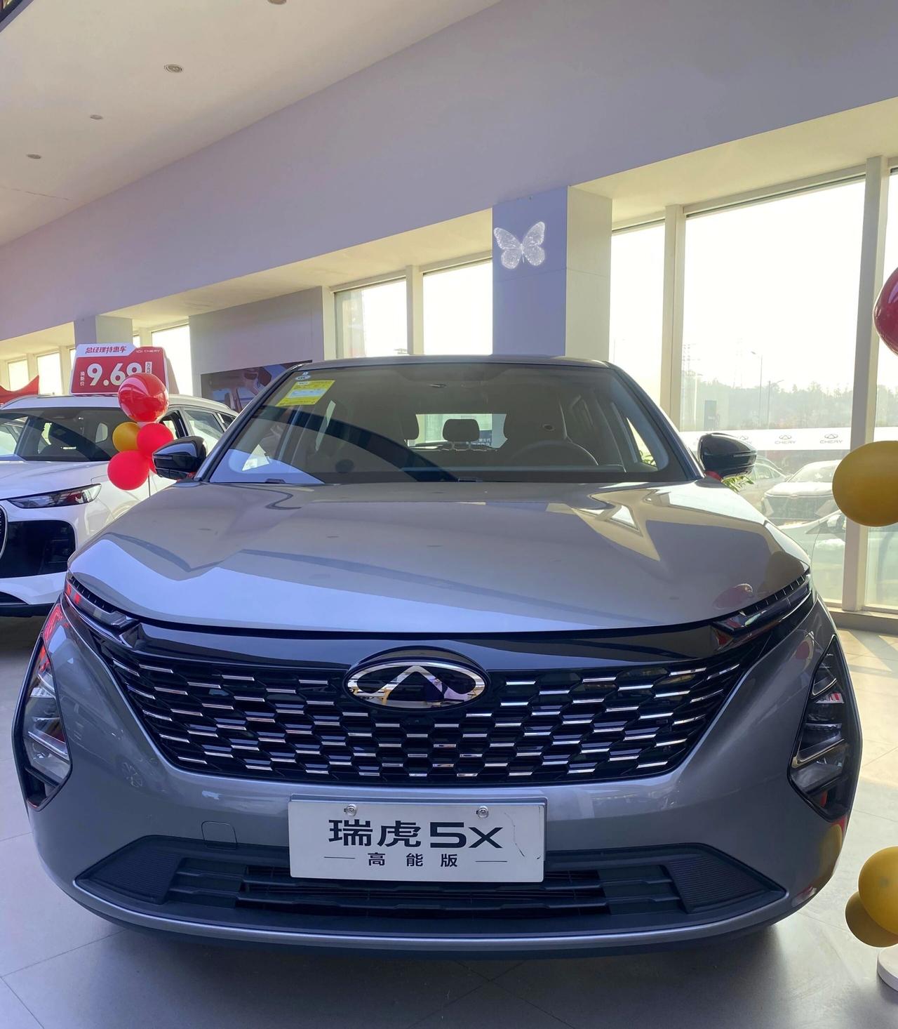 瑞虎5x高能版--预算7万想拿下SUV卷王？动力猛、颜值绝、智能配置全拉满，打工