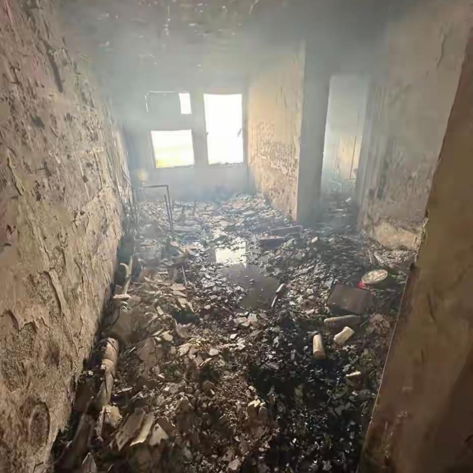 其实那些失联的人，找不到的人，才最让人揪心。有些事不确定，活着的人心里总有期