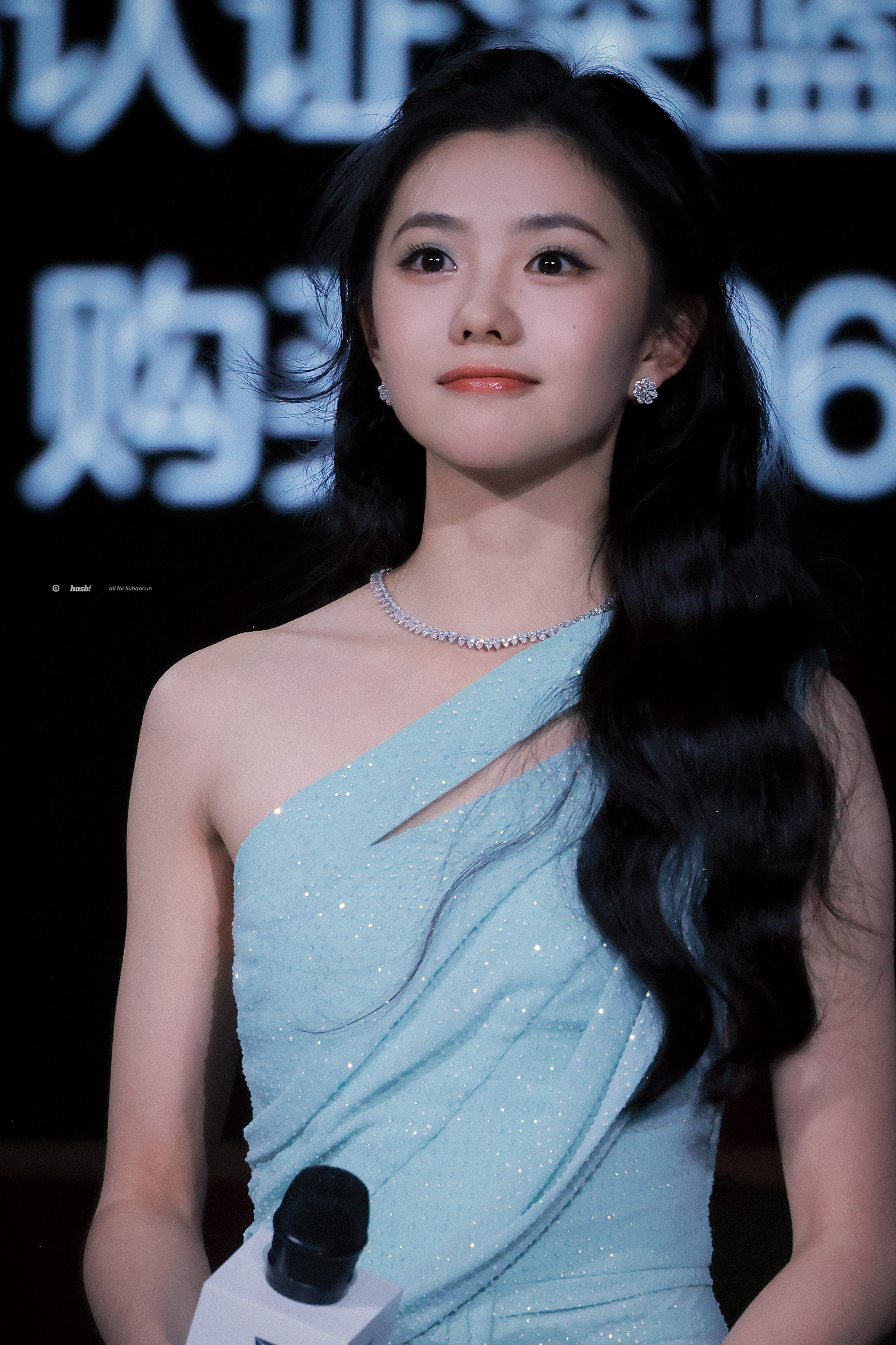 刘浩存✖️深蓝汽车发布会