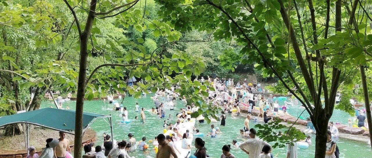 2026，真的是消费降级严重到这种地步了吗？广州的商场越来越安静，我常去的那