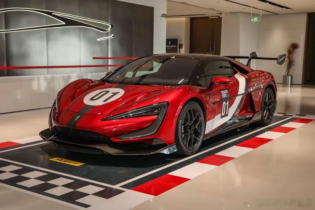 天天就是争高端，这也高端，那也高端……人家聊的是分布式驱动，是水平对置，是全主动