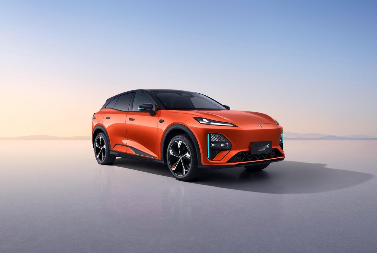 小米雷军没想到，小鹏李想没料到，比亚迪王传福更是吓一跳，全新深蓝S07华为乾崑激