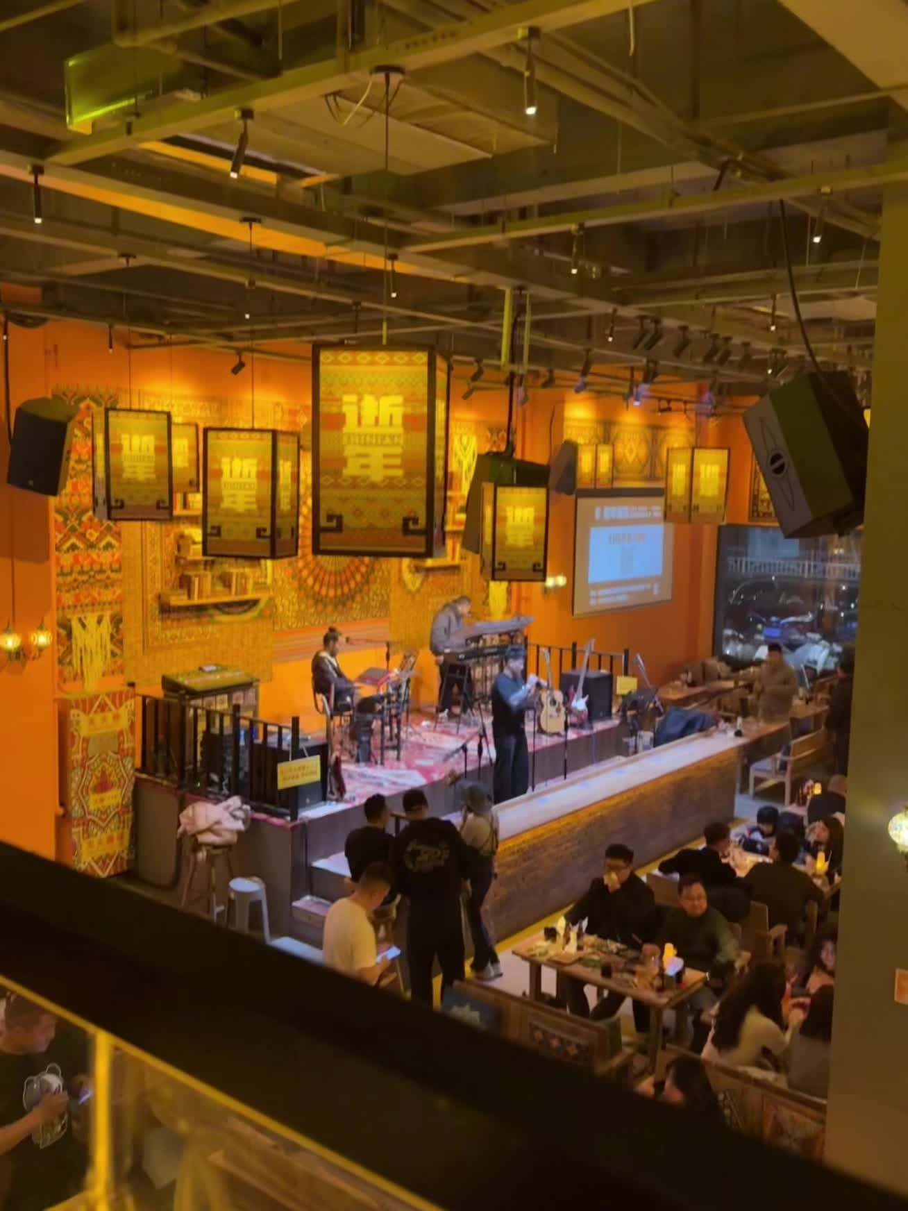 差点忘了以前我是酒精过敏的