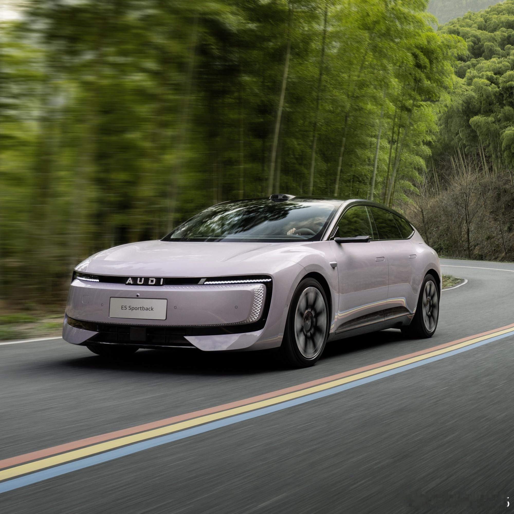 有人说AUDIE5Sportback，对就是四个字目标的奥迪是“电动版RS6
