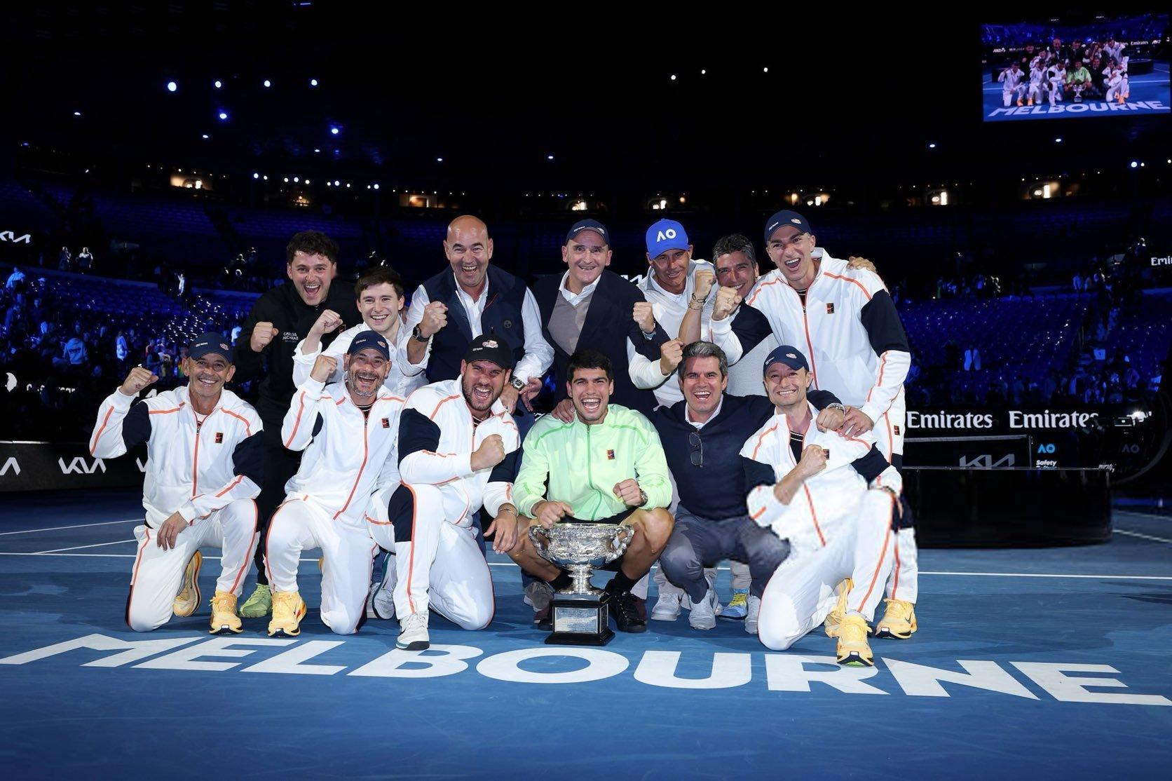 西媒向阿卡提问，他在冠军致辞中提到了因与教练费雷罗分开而遭受的批评。那些言论是否