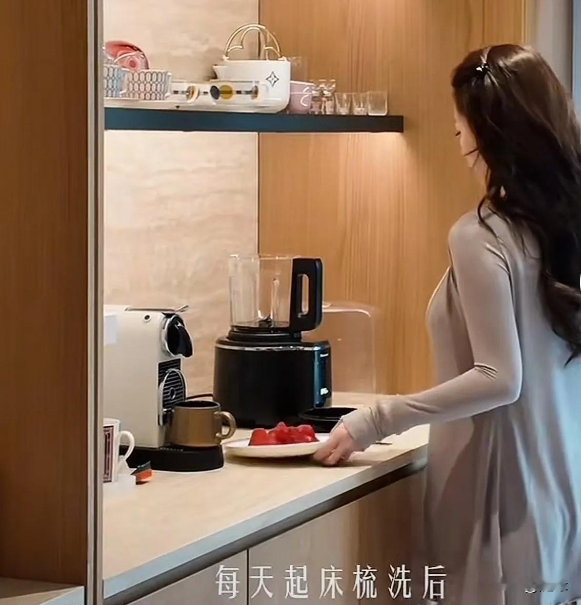 为什么汪小菲会爱马筱梅？不是因为她漂亮，也不是因为她年轻，而是因为她太独立，太