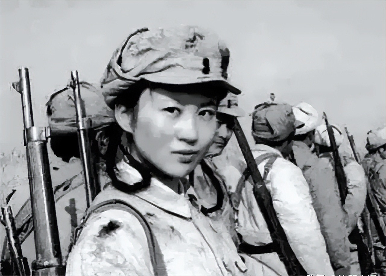 1941年，一女八路在老乡家养病，却被贪心的邻居告了密，很快日军包围了老乡家，可