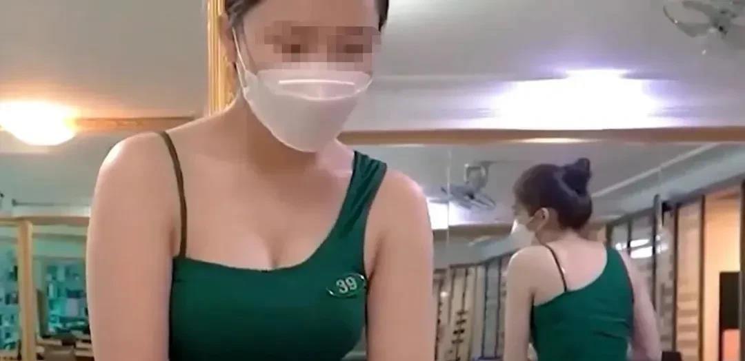 饭店都卷成这样了？道德呢？地址呢？
