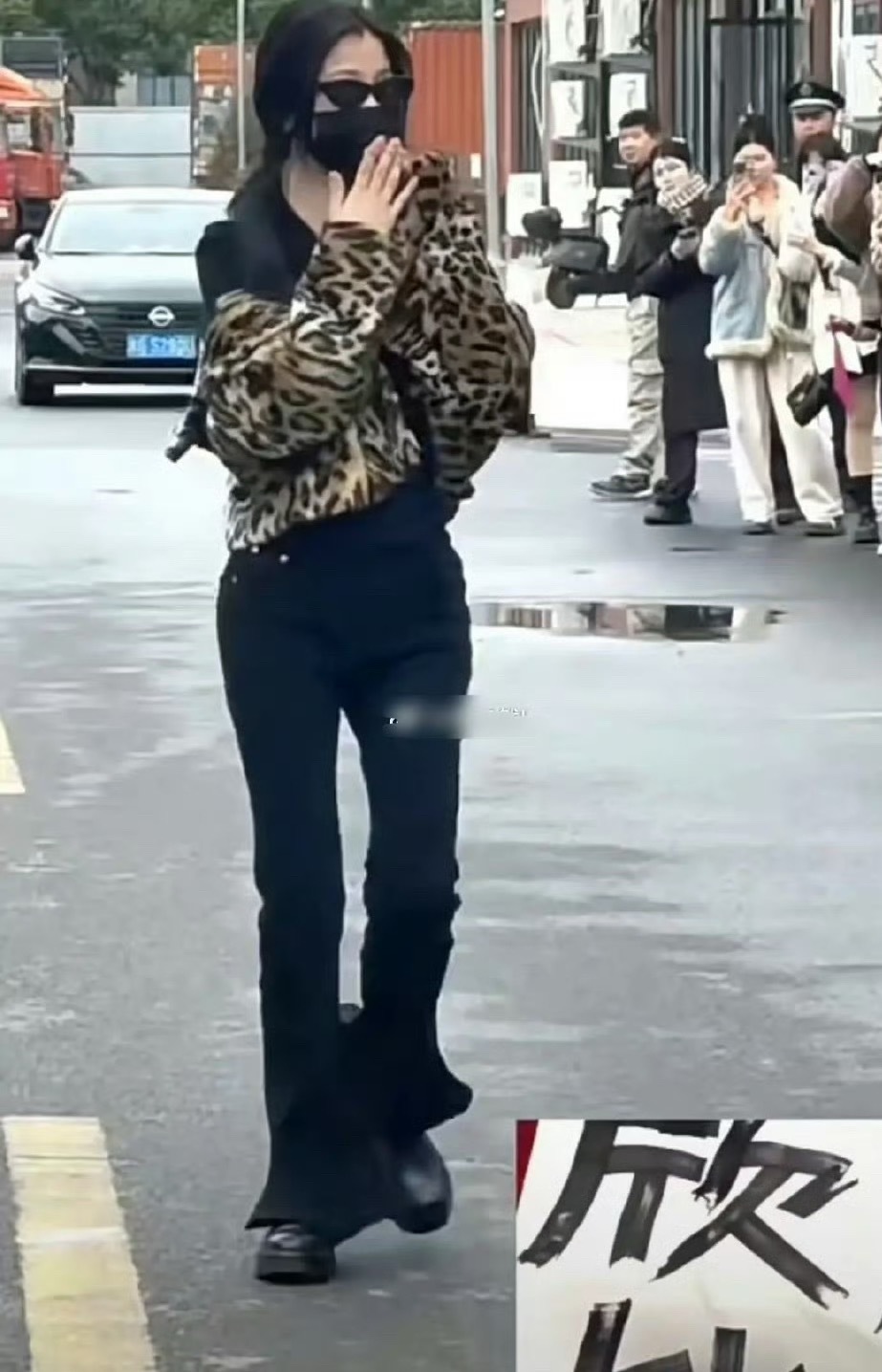 真的建议虞书欣不要搞这个横店时装秀了，这样更加更加很难很难接到高奢了，因为你这个