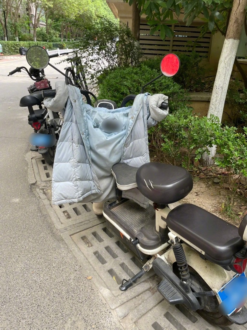 找到旧羽绒服的用武之地了[并不简单]​​​