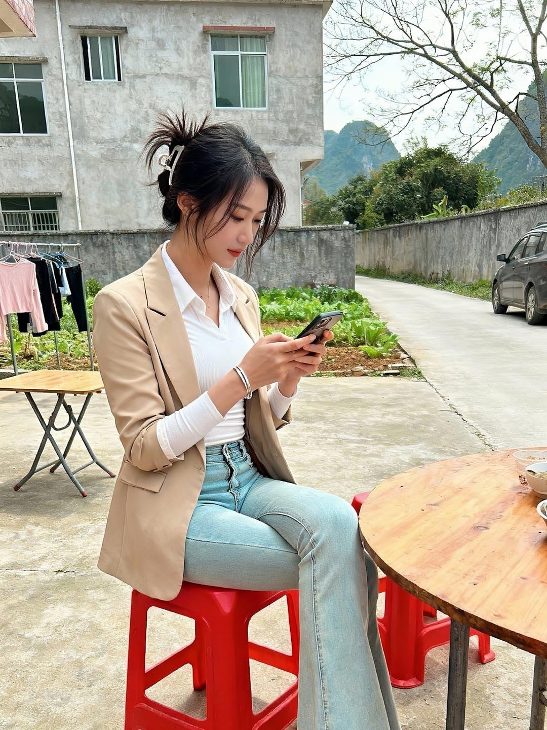 牛仔裤性感紧身牛仔裤