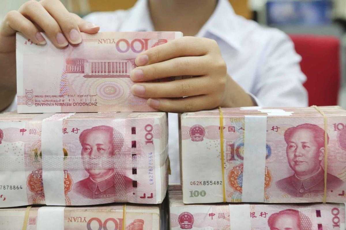 人民币在全球支付份额才4%左右，但美国却急得跳脚！为啥？因为这说明各国都在偷偷囤